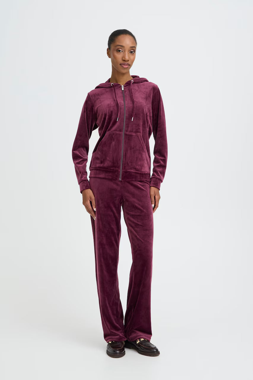 Be Young Mitza Velvet Set